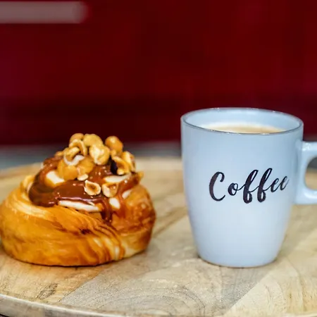 Le Tilleul De * Lourdes